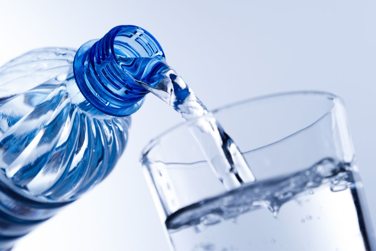 beber mais água durante o dia - Reprodução Canva