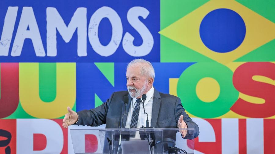 OFICIAL! Lula assina MP do Bolsa Família! Veja as novas regras e quanto vai receber